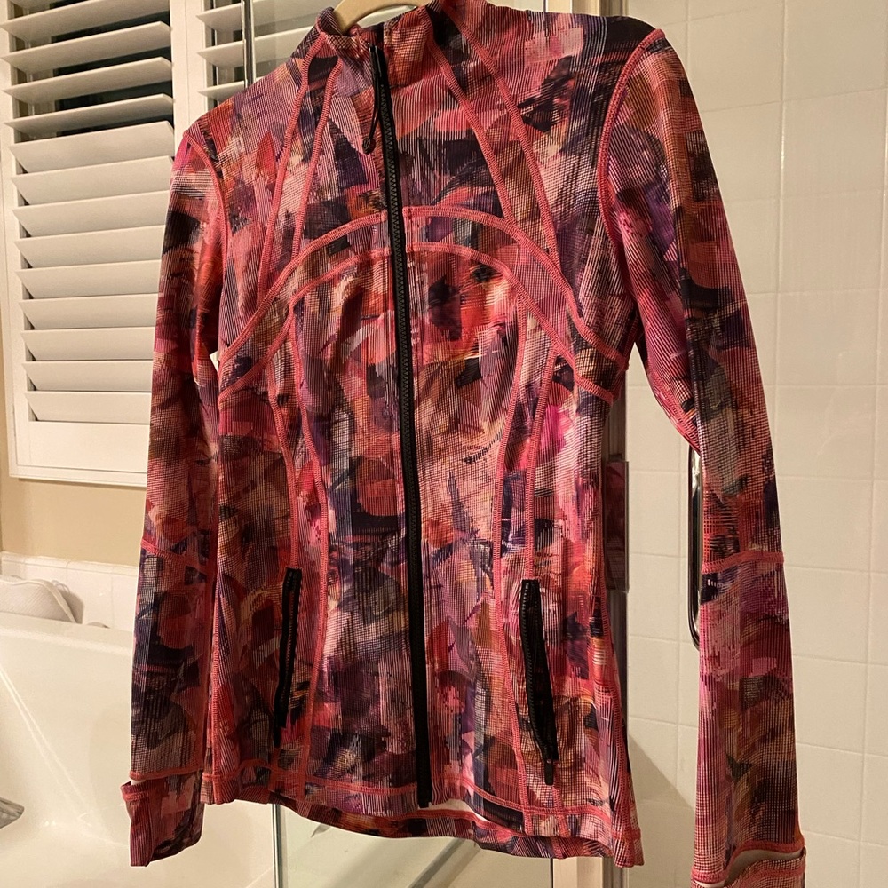 Lululemon Define Jacket, Like New Condition, size 6